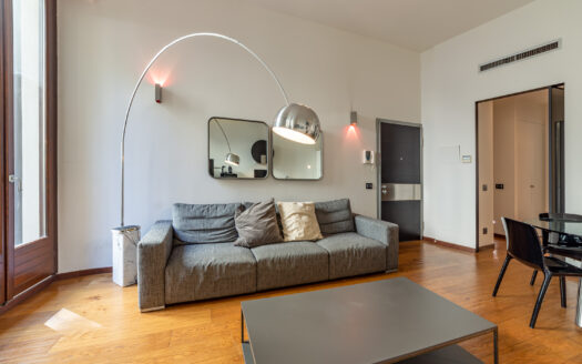 Cinque Vie: raffinato trilocale