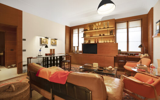 Cinque Vie: bilocale di assoluto pregio