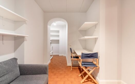 Carrobbio: ufficio libero subito