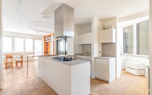 Loreto: elegante e luminoso appartamento