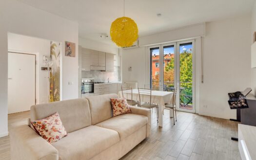 Lorenteggio: bilocale ristrutturato e arredato pronto da vivere