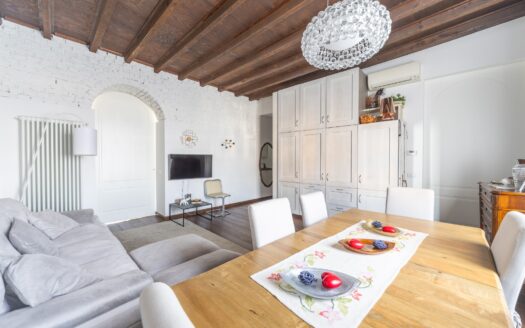 Porta Romana: trilocale luminoso e ristrutturato