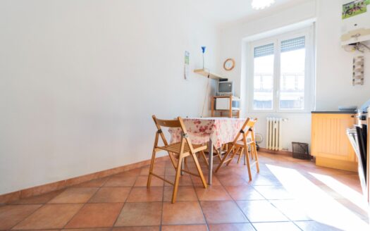 Piola: bilocale arredato libero dal 1° Novembre