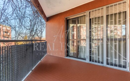 San Donato: quadrilocale con terrazzo