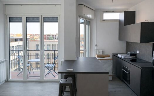 Loreto: monolocale con balcone