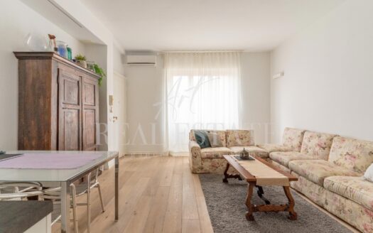 Solari: luminoso bilocale ristrutturato