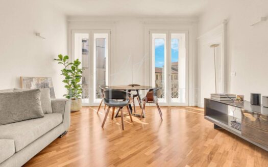 Corso Magenta: bilocale di charme